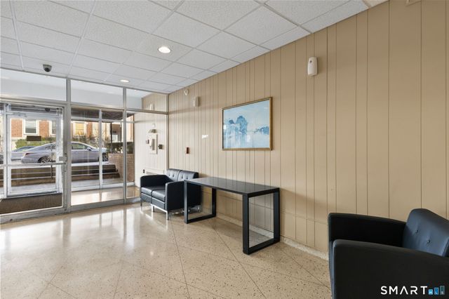 125 Prospect Street APT 2D, Stamford, CT 06901