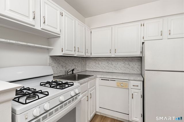 125 Prospect Street APT 2D, Stamford, CT 06901