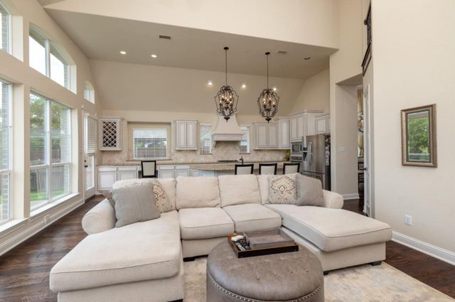 6812 S Fork Drive, North Richland Hills, TX 76182