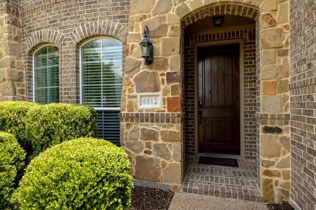 6812 S Fork Drive, North Richland Hills, TX 76182