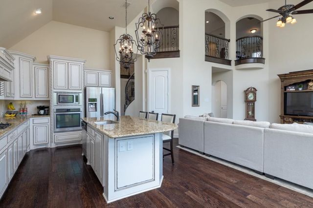 6812 S Fork Drive, North Richland Hills, TX 76182