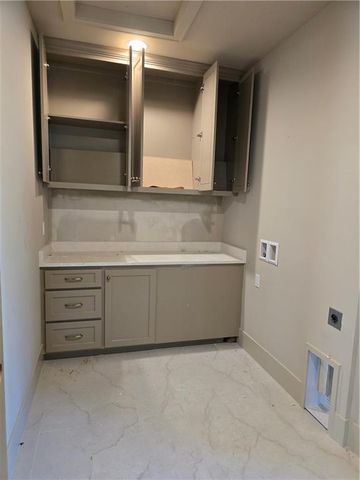 10301 W 151 Place, Overland Park, KS 66221