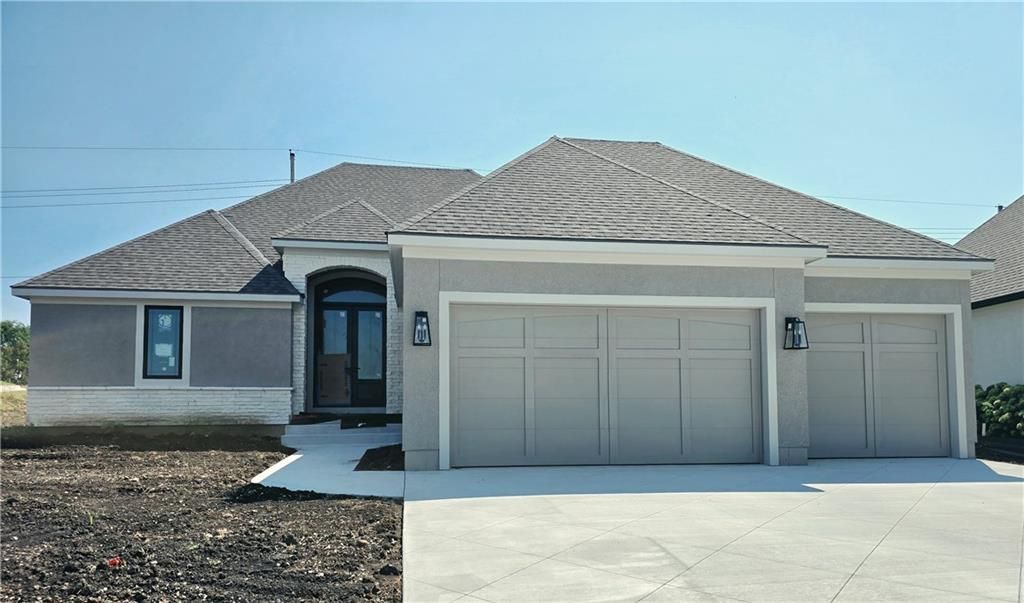 10301 W 151 Place, Overland Park, KS 66221