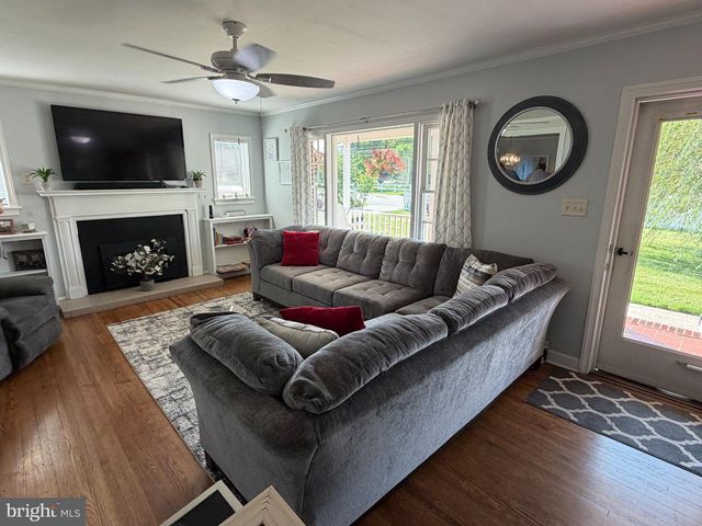 16640 VIRGINIA AVE, Williamsport, MD 21795