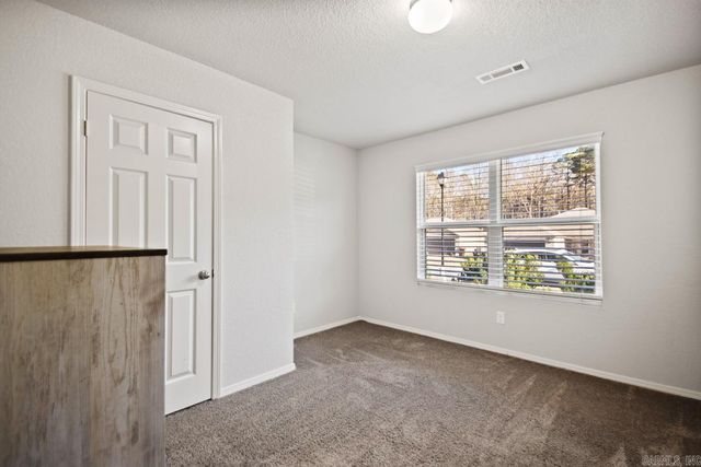 7146 Woodsgate Cove, Alexander, AR 72002