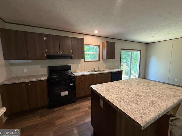 166 Evergreen Drive, Carrollton, GA 30117