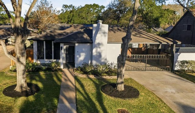 12034 Sugar Springs Drive, Houston, TX 77077
