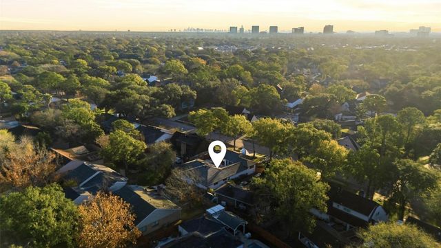 12034 Sugar Springs Drive, Houston, TX 77077