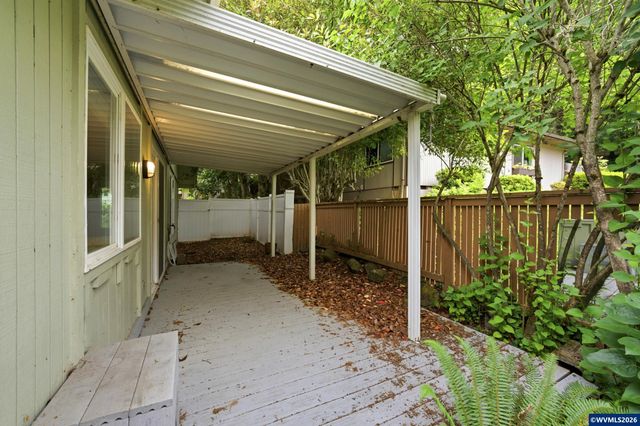1035 Chestnut St NW, Salem, OR 97304