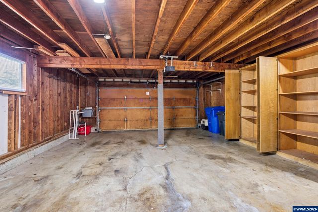 1035 Chestnut St NW, Salem, OR 97304