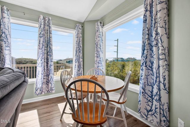 1125 S Topsail Drive, Surf City, NC 28445