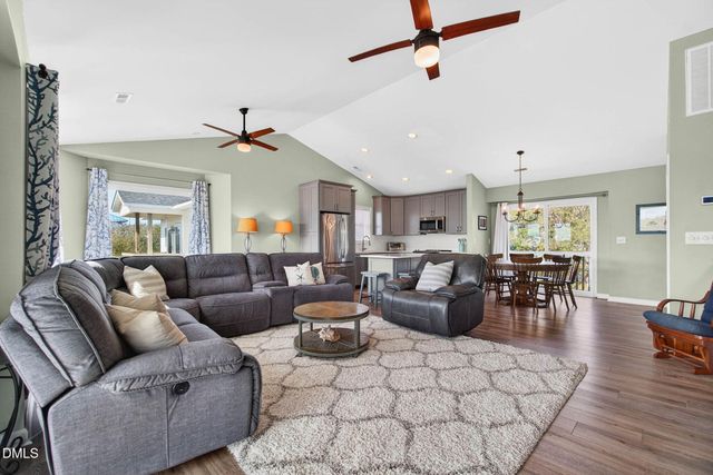 1125 S Topsail Drive, Surf City, NC 28445