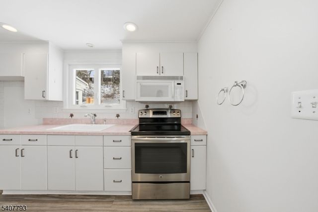 51 LINWOOD AVENUE, Dover Town, NJ 07801