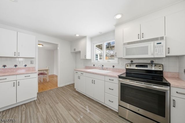 51 LINWOOD AVENUE, Dover Town, NJ 07801