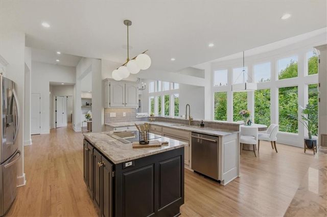 15617 Pawnee Street, Overland Park, KS 66224