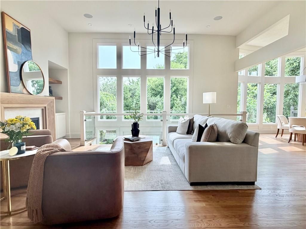 15617 Pawnee Street, Overland Park, KS 66224