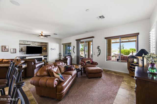4656 W AZTEC Drive, Eloy, AZ 85131