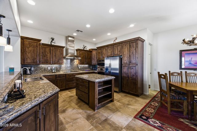 4656 W AZTEC Drive, Eloy, AZ 85131