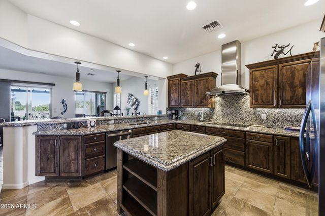 4656 W AZTEC Drive, Eloy, AZ 85131