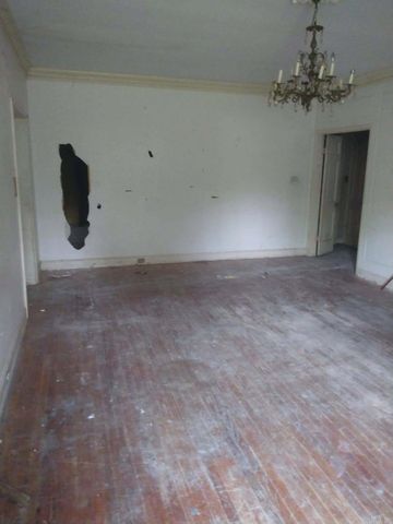 1707 S Oak Street, Pine Bluff, AR 71601