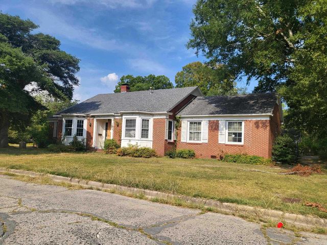 1707 S Oak Street, Pine Bluff, AR 71601