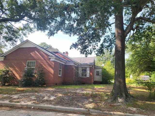 1707 S Oak Street, Pine Bluff, AR 71601