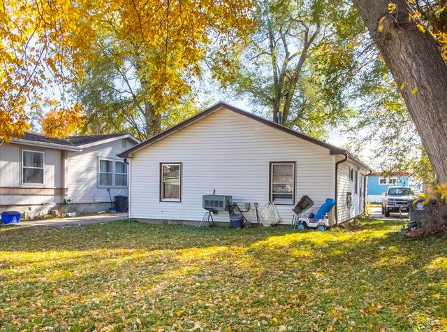 3100 11TH Avenue, Council Bluffs, IA 51501