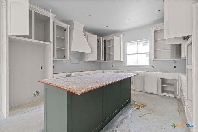 7913 Rock Crest Drive, Moody, TX 76557