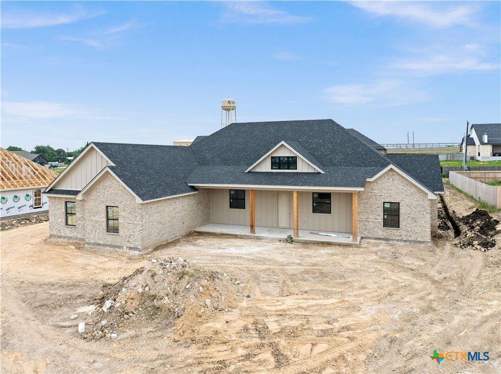 7913 Rock Crest Drive, Moody, TX 76557