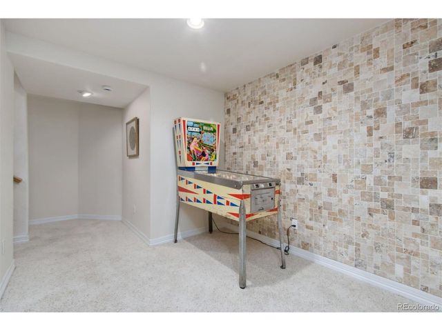 5714 Bluff Ln, Loveland, CO 80537