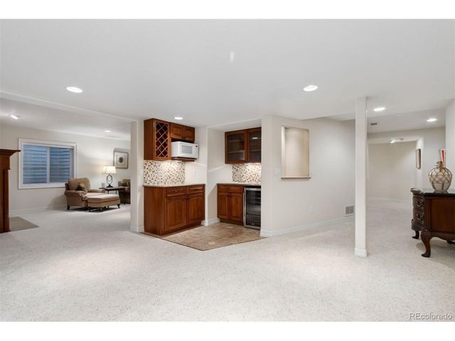 5714 Bluff Ln, Loveland, CO 80537