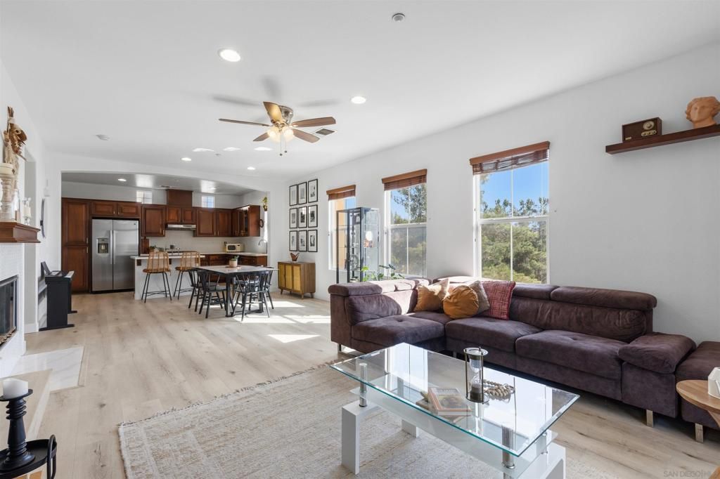 Image 16 of property listing at 2281 Huntington Point Rd 139, Chula Vista, CA 91914