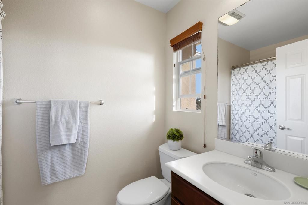 Image 23 of property listing at 2281 Huntington Point Rd 139, Chula Vista, CA 91914