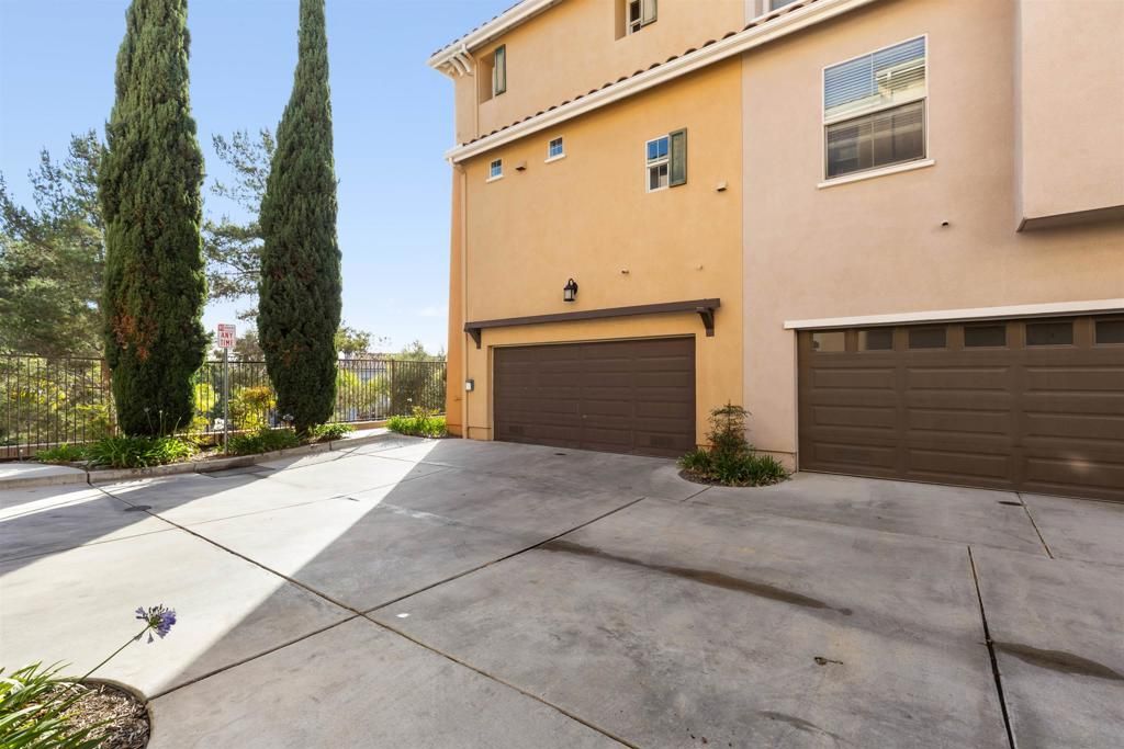 Image 34 of property listing at 2281 Huntington Point Rd 139, Chula Vista, CA 91914