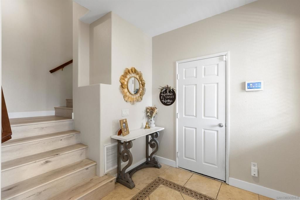 Image 4 of property listing at 2281 Huntington Point Rd 139, Chula Vista, CA 91914