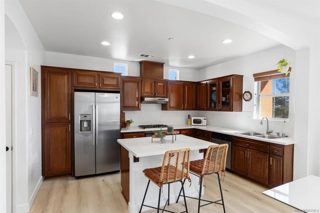 Image 7 of property listing at 2281 Huntington Point Rd 139, Chula Vista, CA 91914
