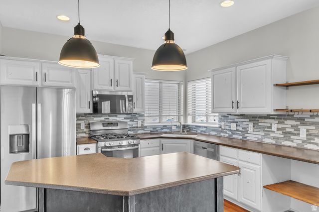 6956 N COMANCHE ST, Eagle Mountain, UT 84005