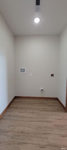 313 Country Court, Loogootee, IN 47553