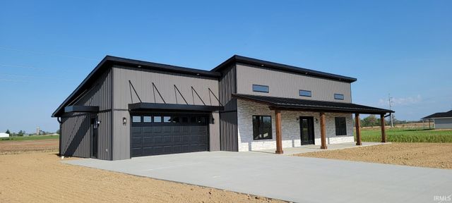 313 Country Court, Loogootee, IN 47553
