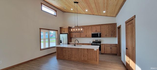 313 Country Court, Loogootee, IN 47553
