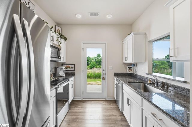 211 Sunriff Court, Greer, SC 29651