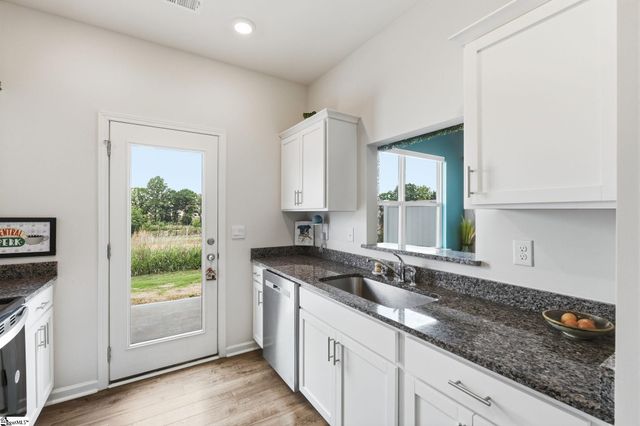 211 Sunriff Court, Greer, SC 29651