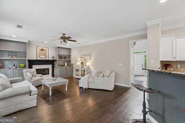 3899 Lake Ruby Lane, Suwanee, GA 30024