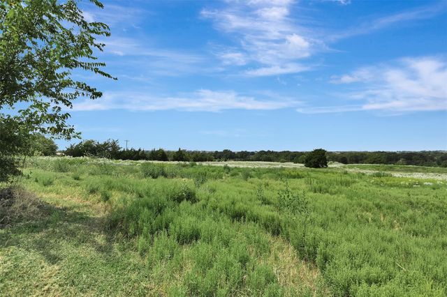 8515 Sandy Hill Road, Brenham, TX 77833