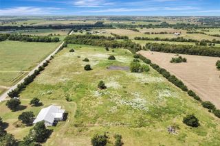 8515 Sandy Hill Road, Brenham, TX 77833