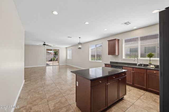 1028 W SANTA GERTRUDIS Trail, San Tan Valley, AZ 85143