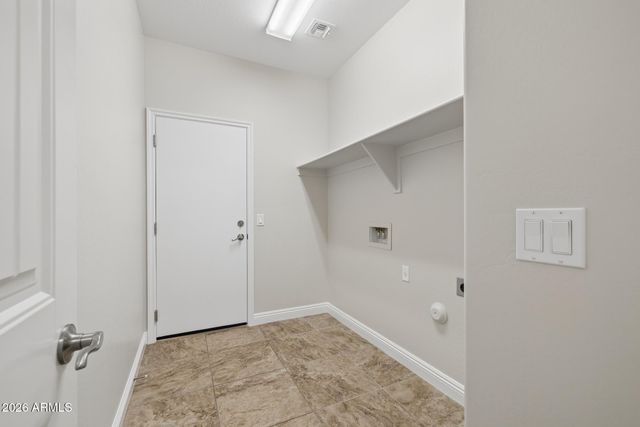 1028 W SANTA GERTRUDIS Trail, San Tan Valley, AZ 85143