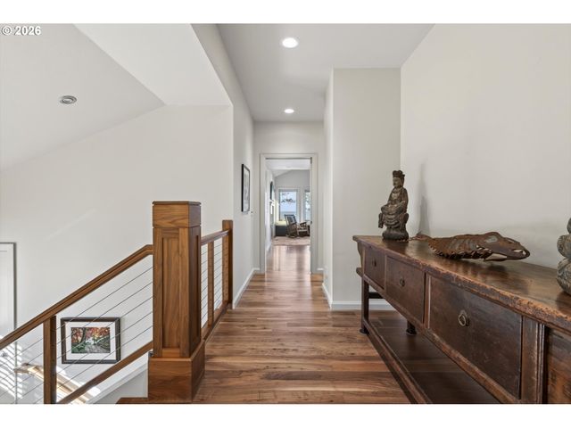 218 SEA CREST Pl, Otter Rock, OR 97369