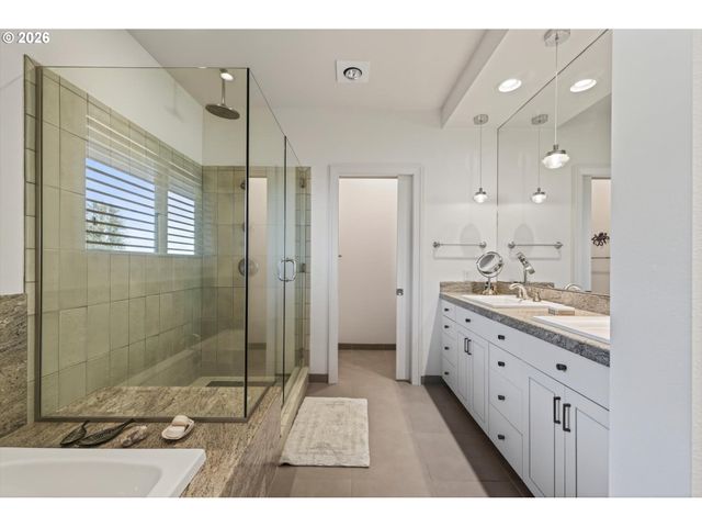 218 SEA CREST Pl, Otter Rock, OR 97369