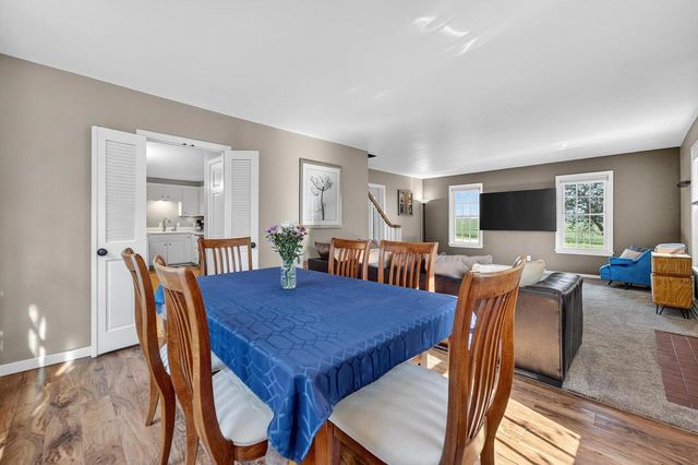 333 County Road B, Stoughton, WI 53589